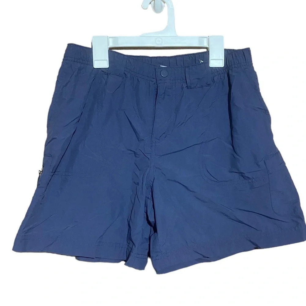 Columbia Navy‎ Shorts Size Medium